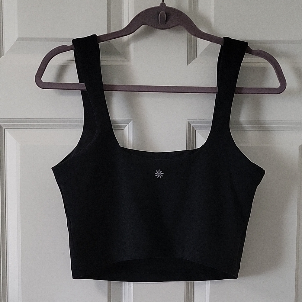 NEW Athleta Black Crop Top Women’s Small Built-In Bra Athletic Workout - Picture 2 of 7